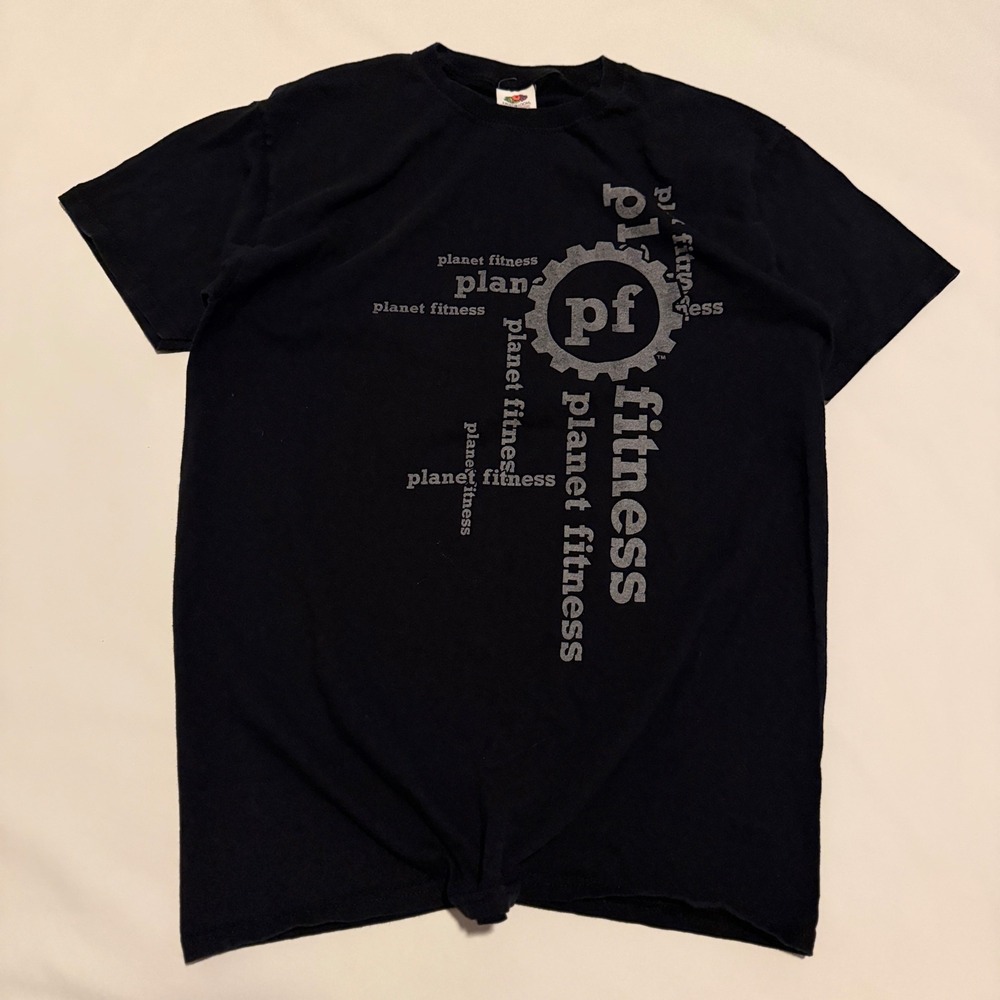 Fruit of the Loom Planet Fitness T-Shirt Mens Medium Black Graphic Print Tee